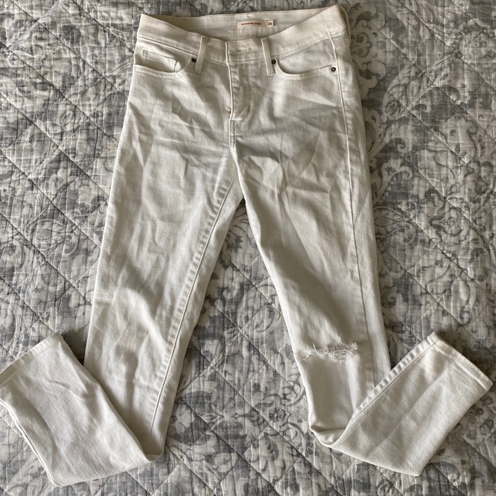 White Form Fitting Skinny Jeans